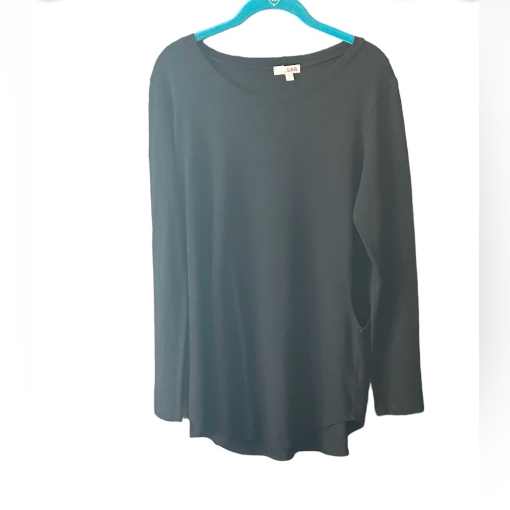 LNA Revolve Long Sleeve Crew Neck Top‎ w/ side seam slits Size L Black